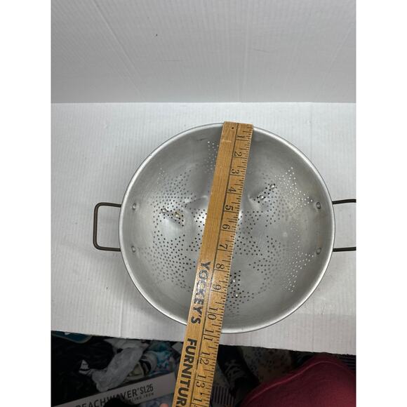 Colander Strainer Cooking Kitchen Utensil Tool 7 Star Pattern 3 Legs - Picture 3 of 4